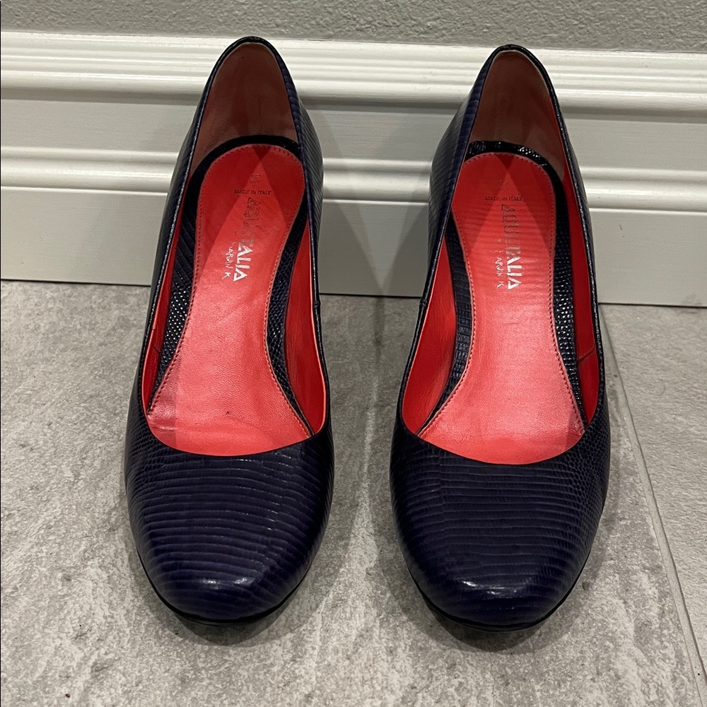 Aquatalia Navy lizard print block heels